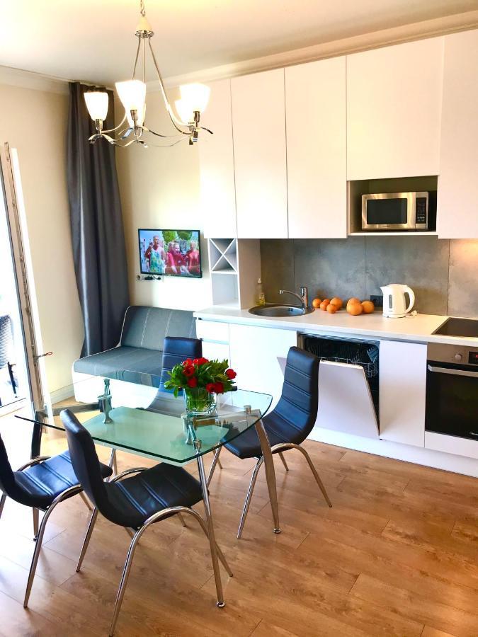 Villa Florance Apartments With Terraces & Parking Ventspils Kültér fotó